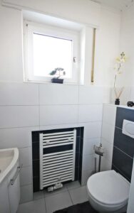 Gäste-WC EG