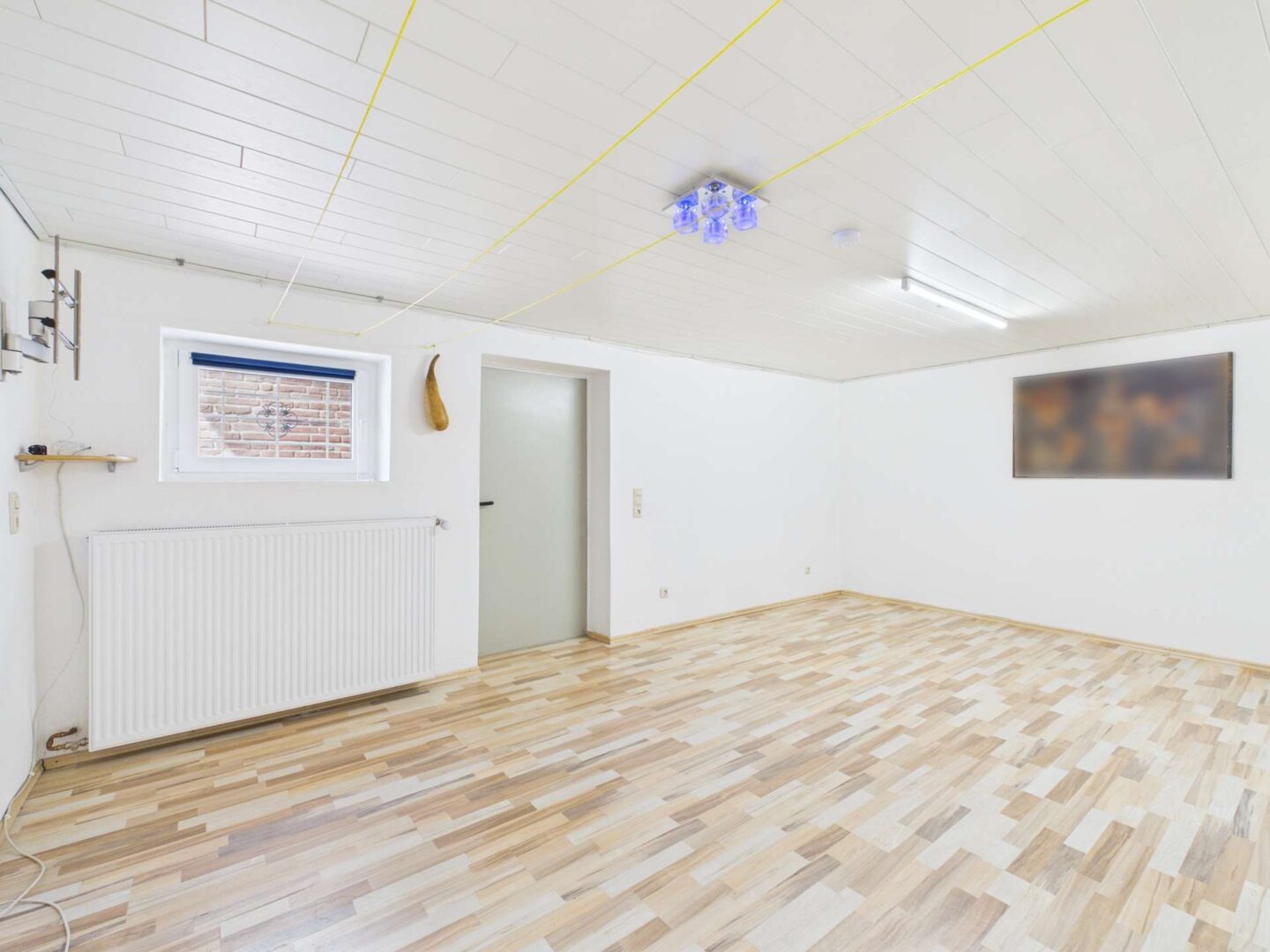 Keller Wohnzimmer