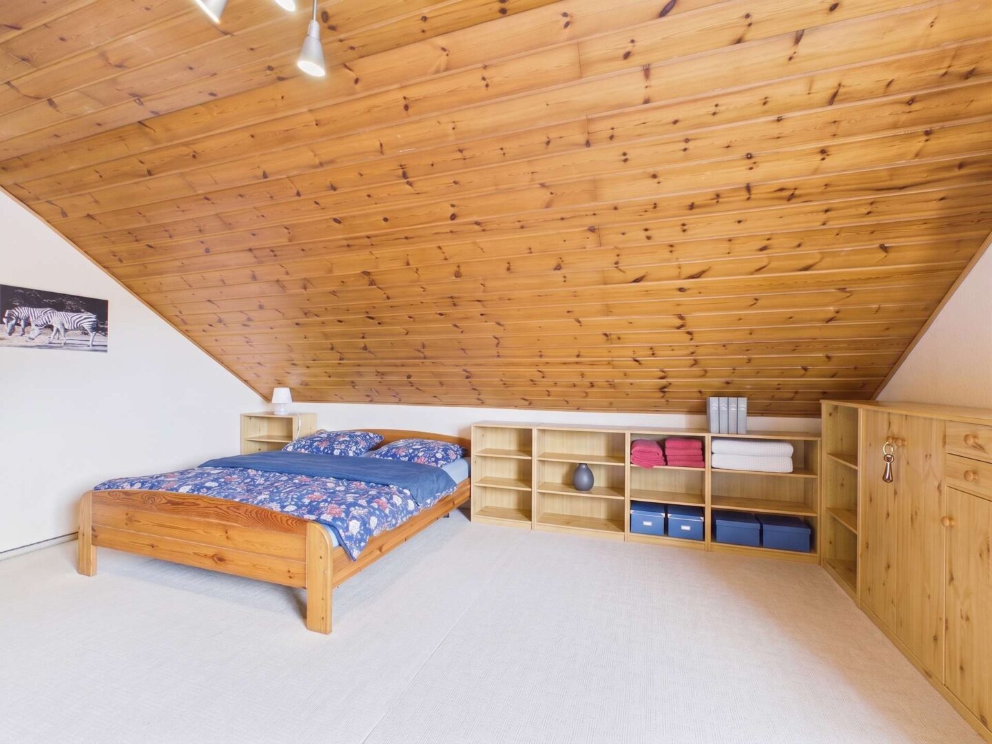 Schlafzimmer DG